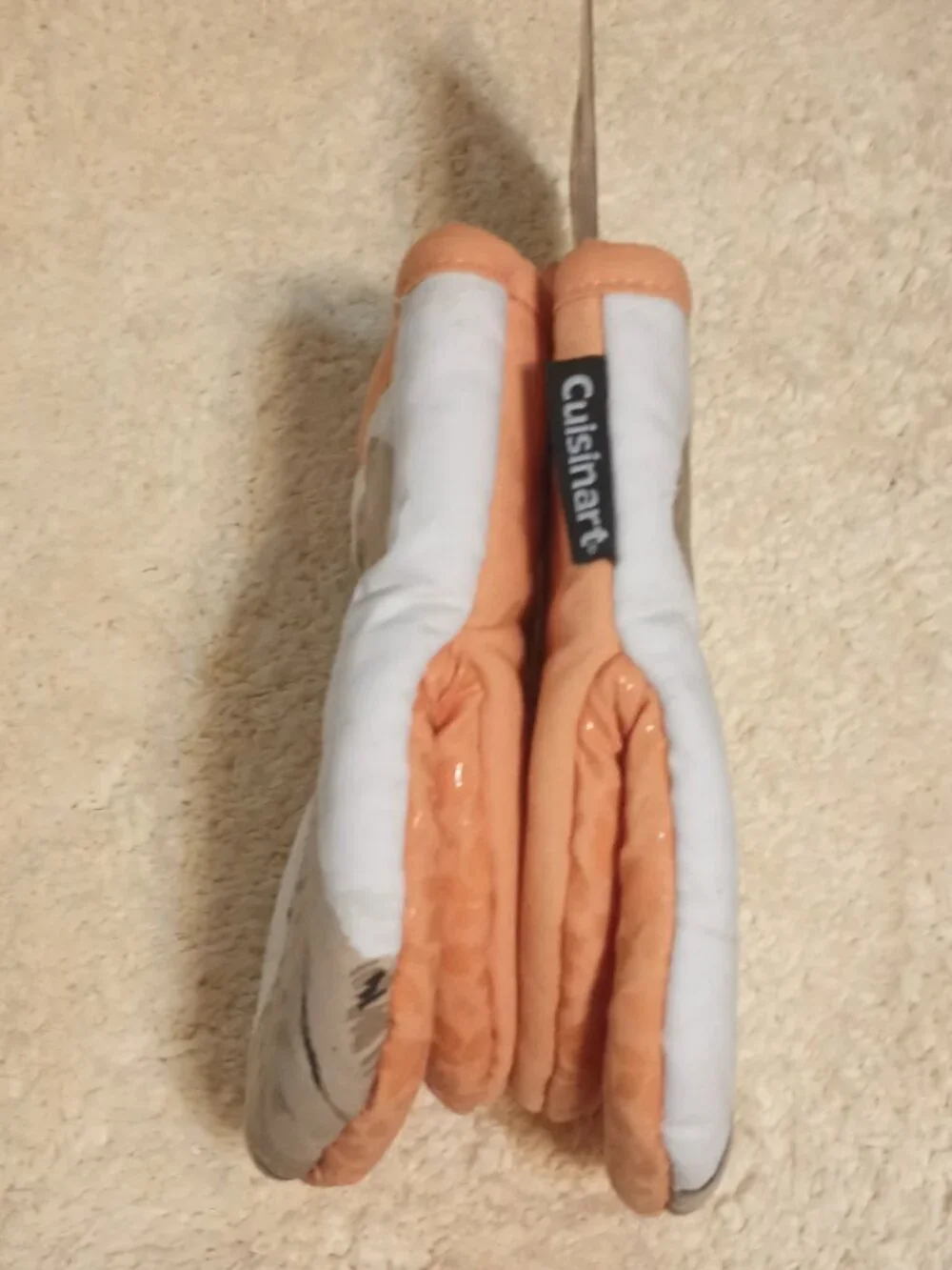 HTF & NWT~Cuisinart 2-Pack Silicone Mini Oven Mitts with Golden Retriever Design